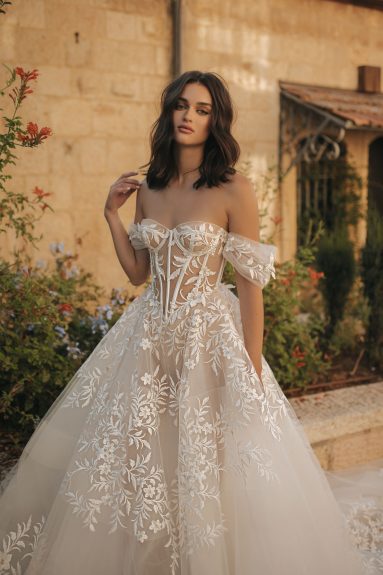 Look gorgeous on your special day with the Lina Gown. Boasting beautiful lace details, this is the gown that will make memories - and heads turn - at your romantic celebration. Be the beautiful and blushing bride you always dreamed of being!