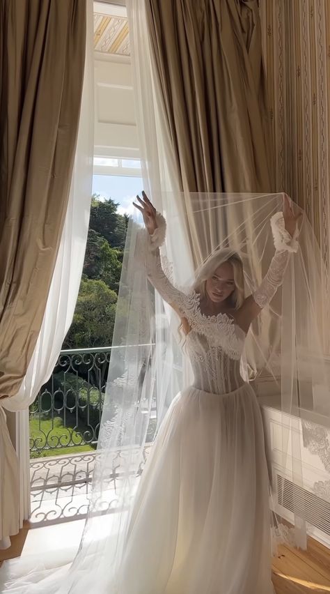 Elevate your special day with the captivating Robe Hannah. This elegant bridal gown exudes sophistication and grace, making you feel stunning as you walk down the aisle. Let its timeless design and flawless fit enhance your beauty and create timeless memories.
