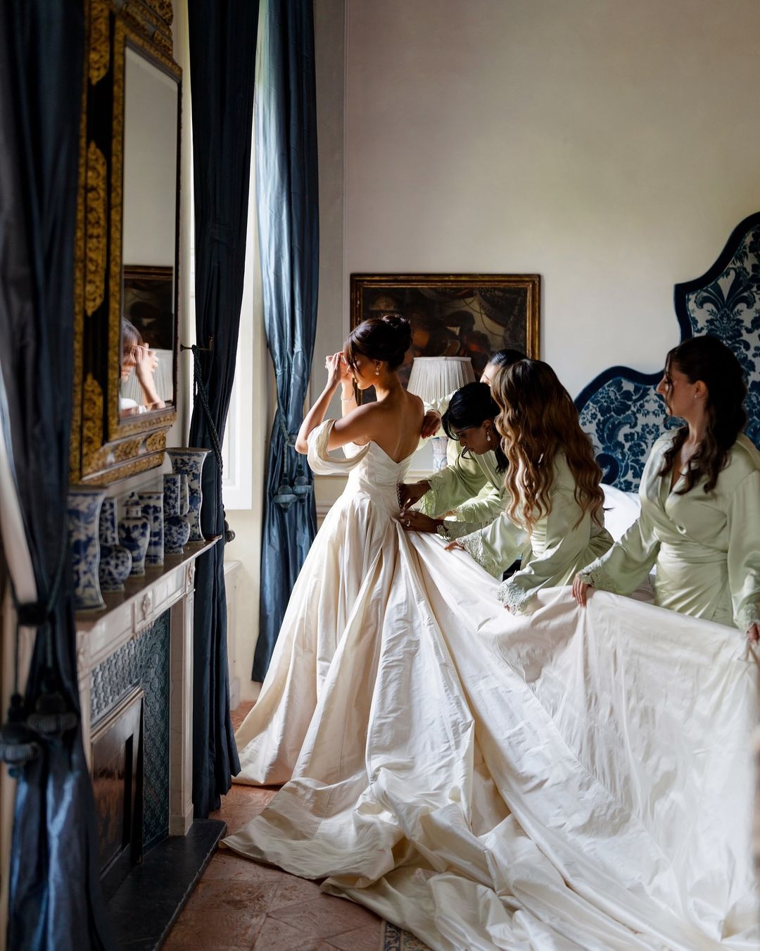Discover the ultimate bridal elegance with our Bianca Gown! This exquisite princess-style gown features chic detailing and a stunning long train that will make you feel like royalty on your special day. Say "I do" in style with this elegant and timeless piece.