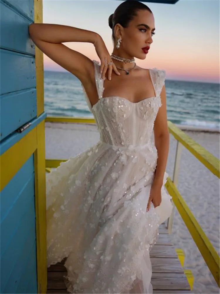 Indulge in the opulence of our Robe Julienne, a luxury bridal dress that exudes elegance and sophistication. This ball gown features exquisite lace detailing, making it the perfect choice for a fairy-tale wedding. Embrace luxury on your special day with this timeless and tasteful masterpiece.
